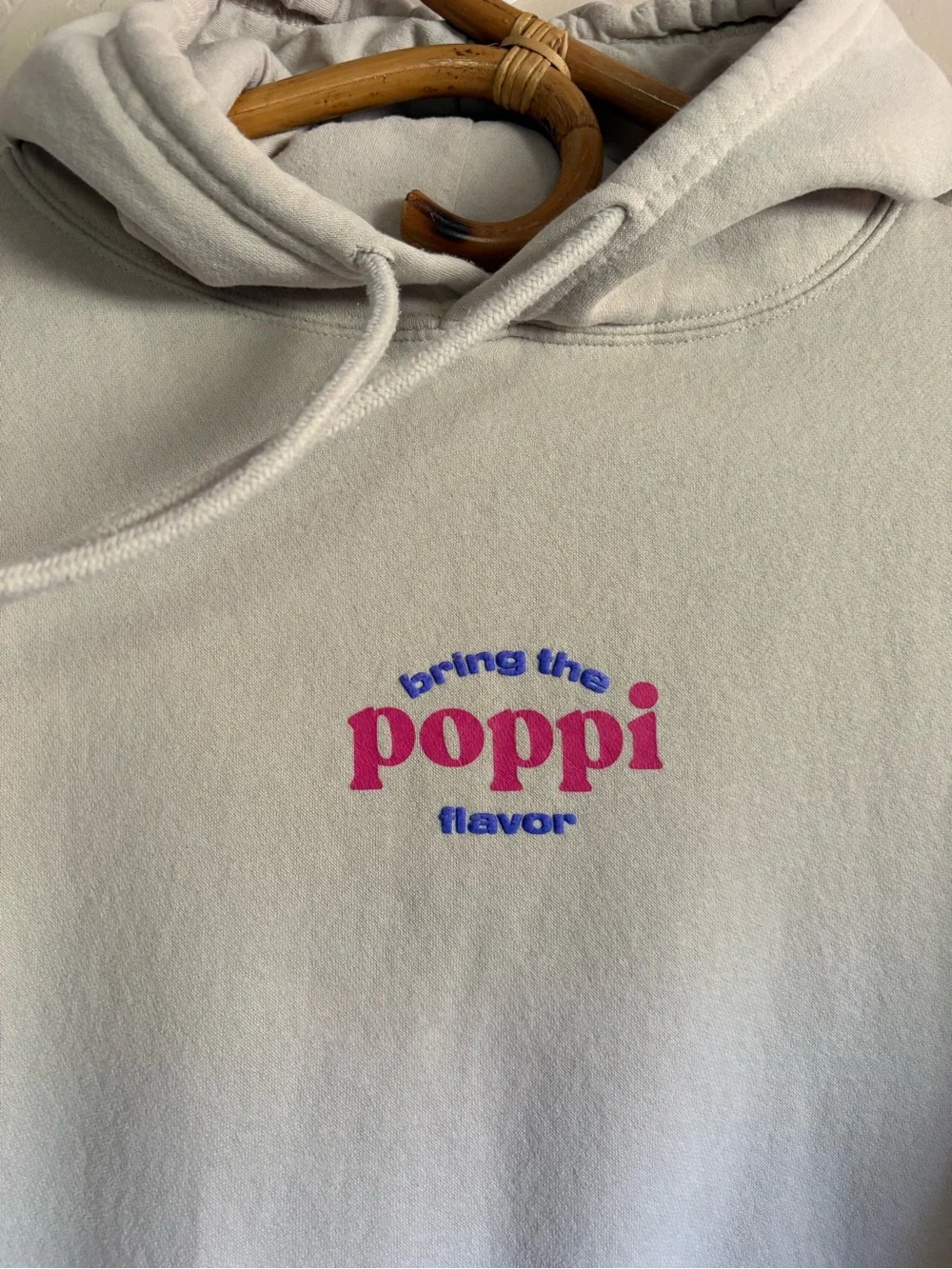 Poppi x Target Wanna Get Juicy Hoodie Pullover Sweatshirt Tan Size Medium